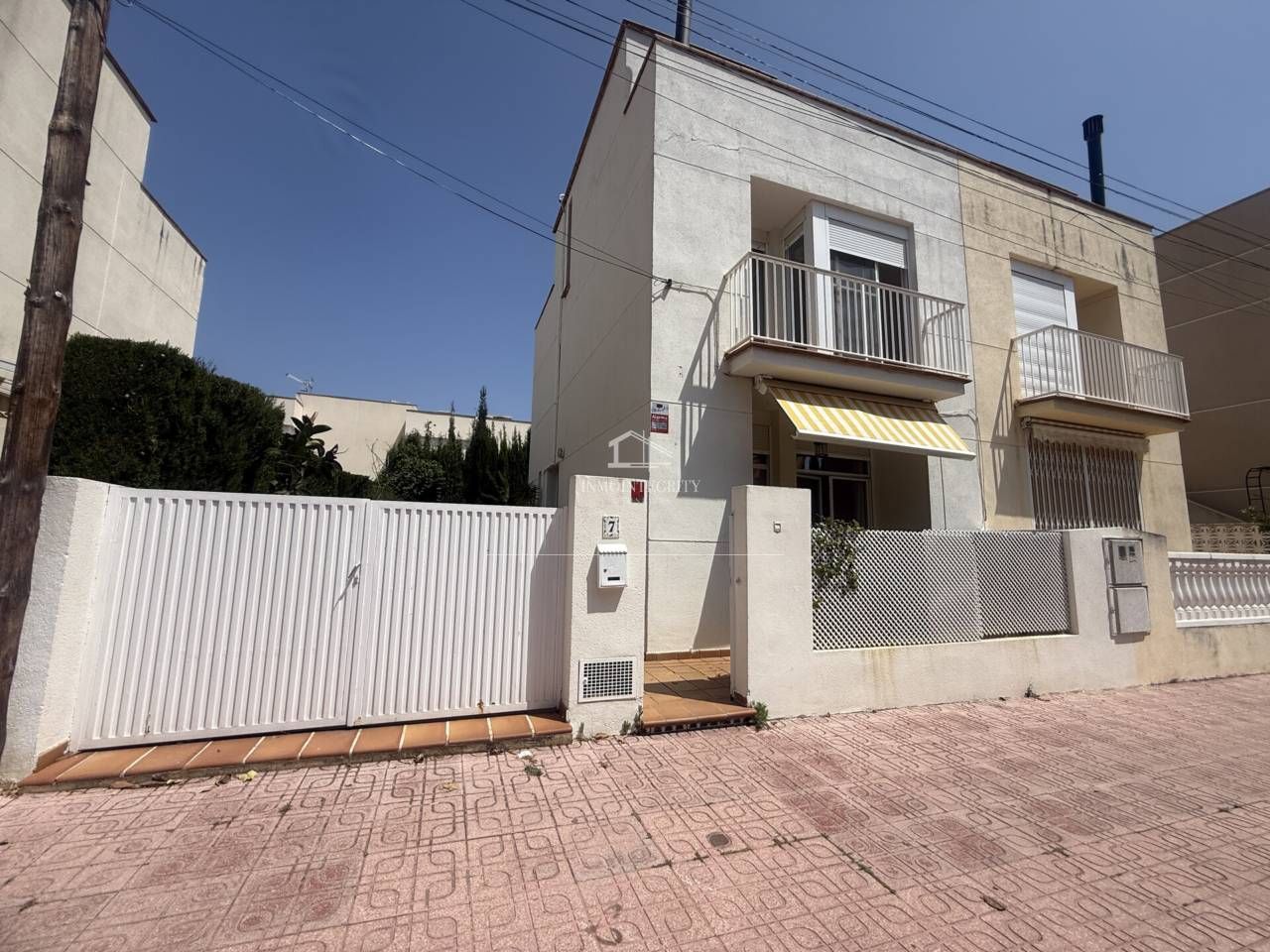 Vista exterior de Casa adosada en venda en Oropesa del Mar / Orpesa amb Aire condicionat, Calefacció i Jardí privat