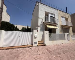 Vista exterior de Casa adosada en venda en Oropesa del Mar / Orpesa amb Aire condicionat, Calefacció i Jardí privat