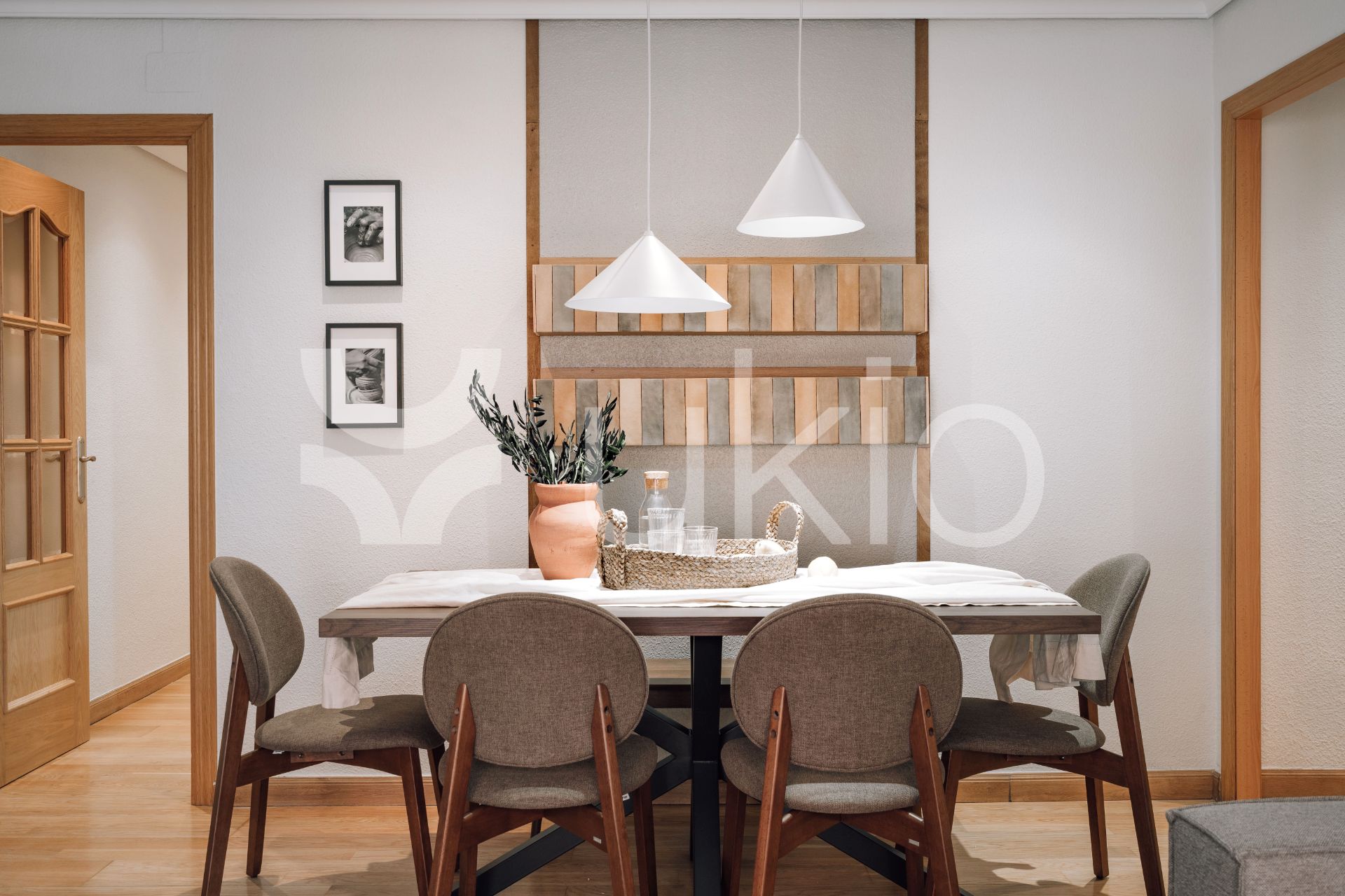 Menjador de Apartament de lloguer en  Madrid Capital amb Calefacció, Moblat i Forn