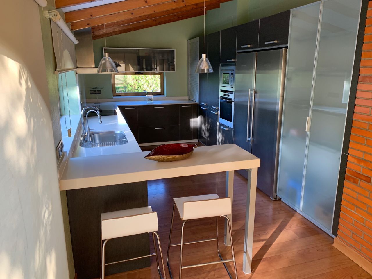 Cuina de Casa o xalet de lloguer en Benidorm amb Aire condicionat, Jardí privat i Terrassa