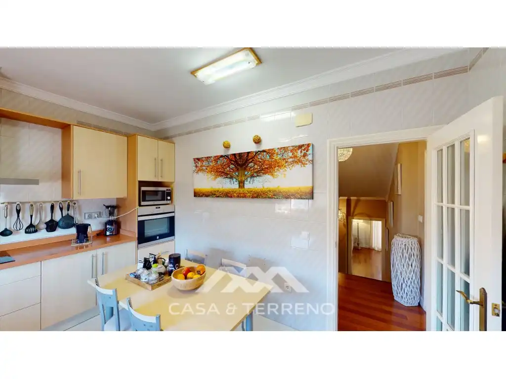Cuina de Casa o xalet en venda en Vélez-Málaga amb Aire condicionat, Jardí privat i Terrassa
