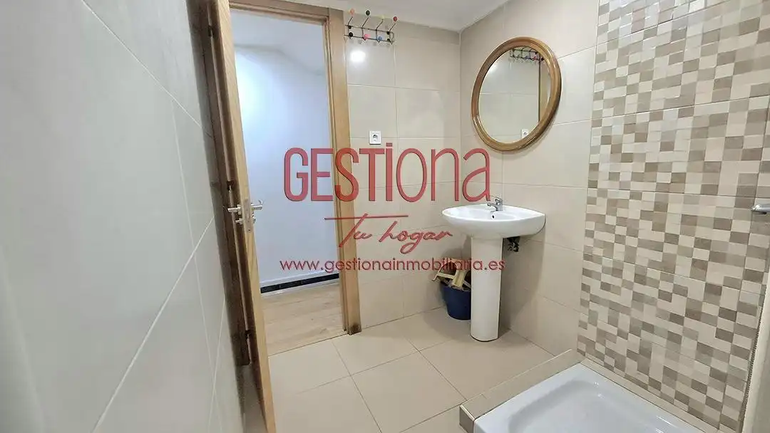 Local comercial en venda a Renedo, imagen 14