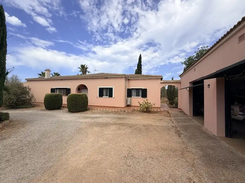 Vista exterior de Casa o chalet en venta en Llucmajor con Aire acondicionado, Calefacción y Jardín privado