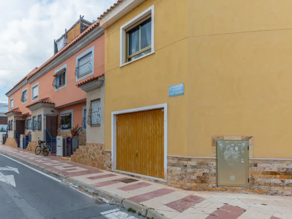 Houses for sale in Avenida Xixona, 28, Campello Playa