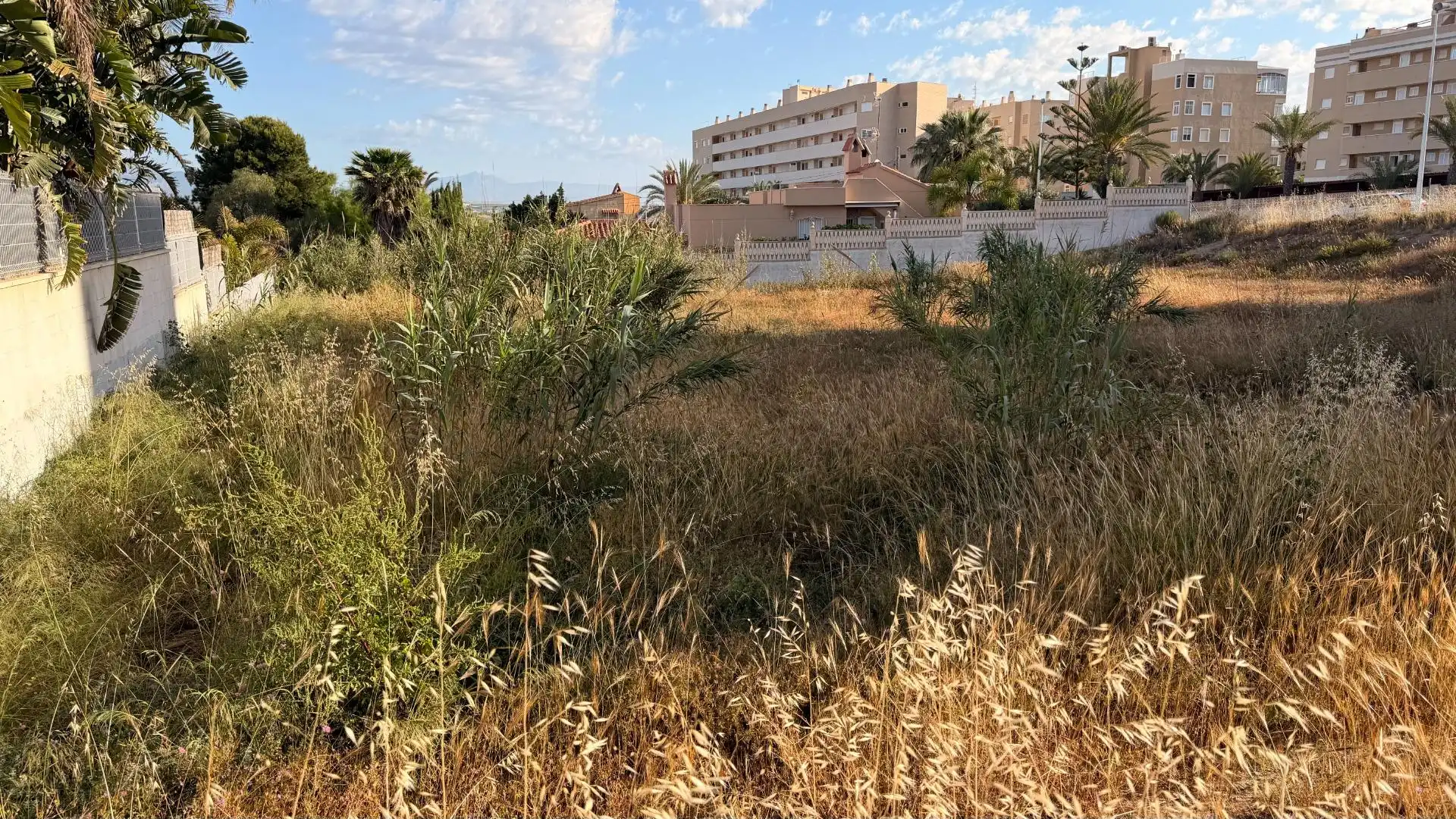 Terreno residencial en venta en Los Arenales del Sol, imagen 13