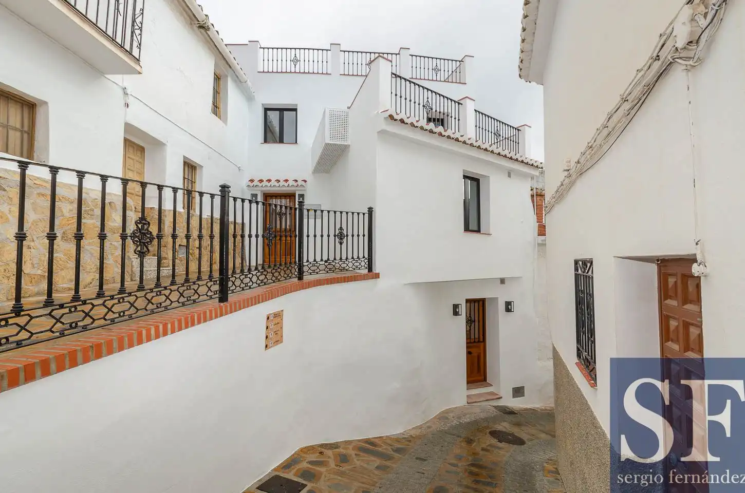 Vista exterior de Casa adosada en venta en Sedella