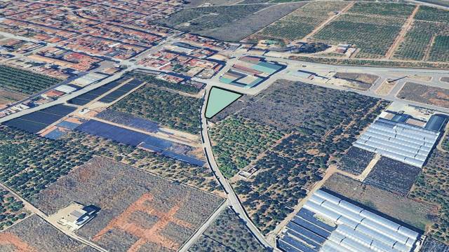 Terreno en Venta en CR Polígono 12 en Llaurí