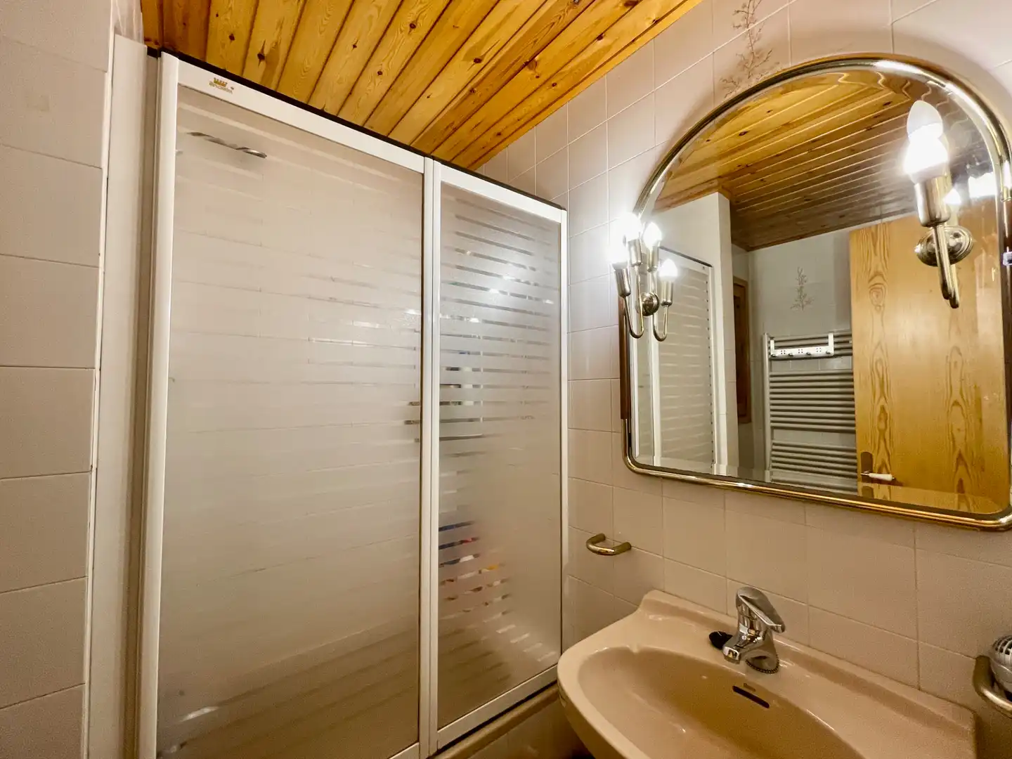 Baño de Casa o chalet en venta en Sant Pau de Segúries con Aire acondicionado, Jardín privado y Terraza