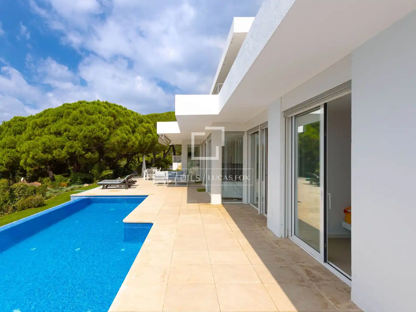 Detached house with pool for sale in Supermaresme, imagen 4