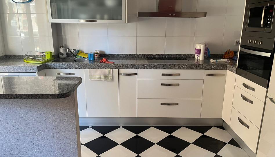 Photo 1 of Flat to rent in Calle de Santa Orosia, Barrio del Ave, Zaragoza