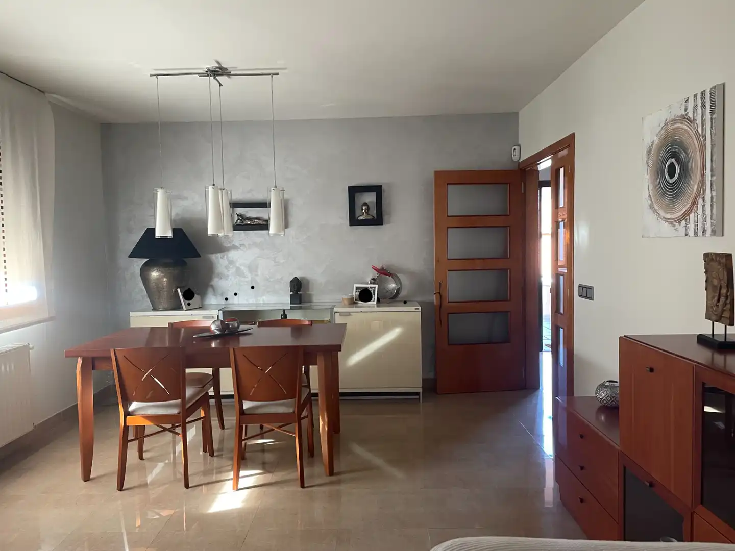 Comedor de Casa o chalet en venta en Llambilles con Aire acondicionado, Calefacción y Jardín privado
