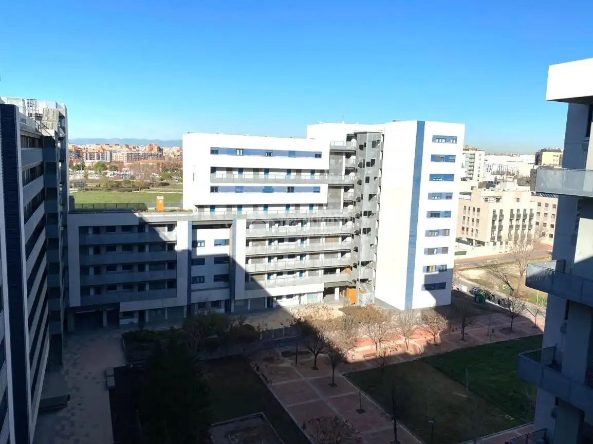 Vista exterior de Piso de alquiler en Móstoles con Aire acondicionado, Calefacción y Terraza