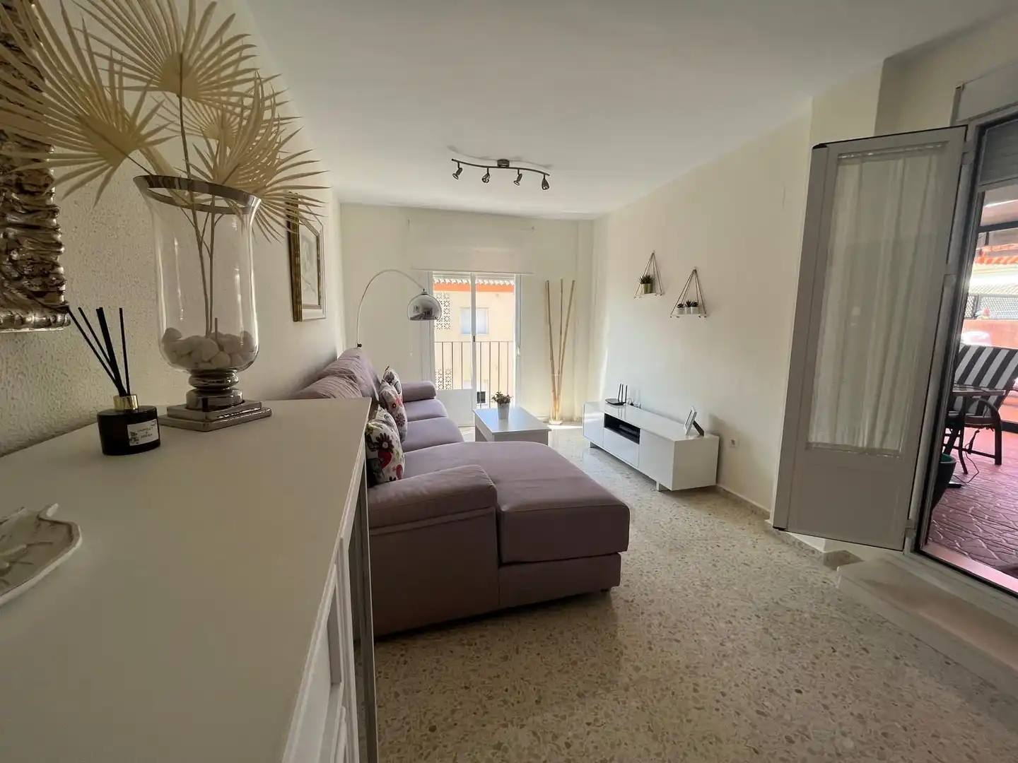 Sala de estar de Ático en venta en Chipiona con Aire acondicionado, Jardín privado y Terraza