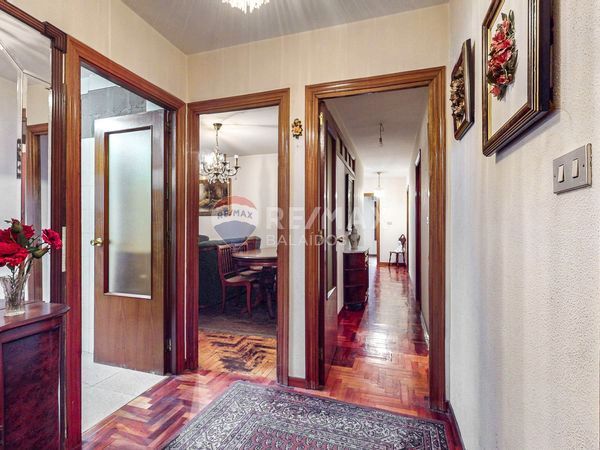 Pis en venda en Vigo  amb Calefacció, Traster i Balcó