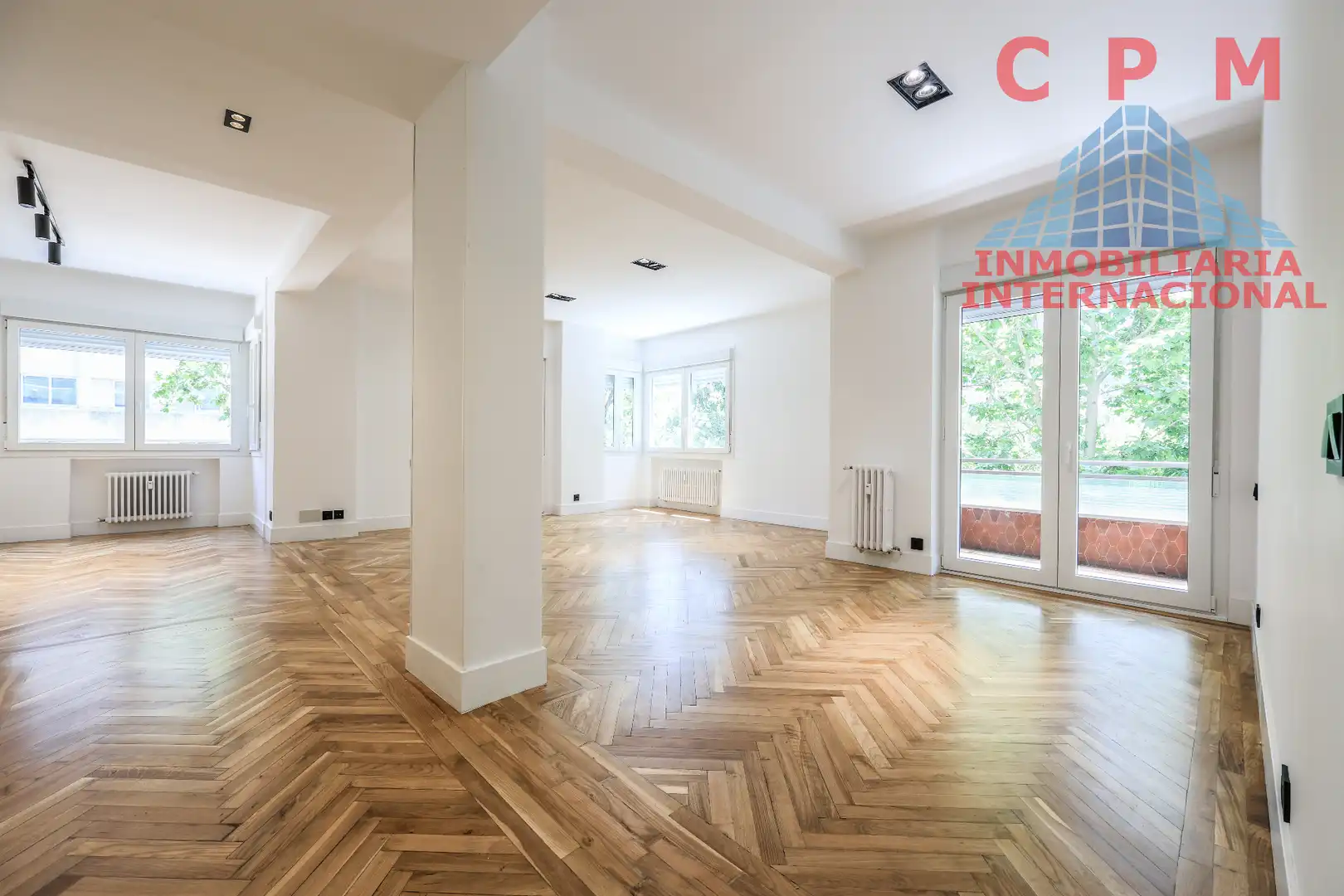 Sala d'estar de Pis de lloguer en Madrid amb Aire condicionat, Calefacció i Parquet