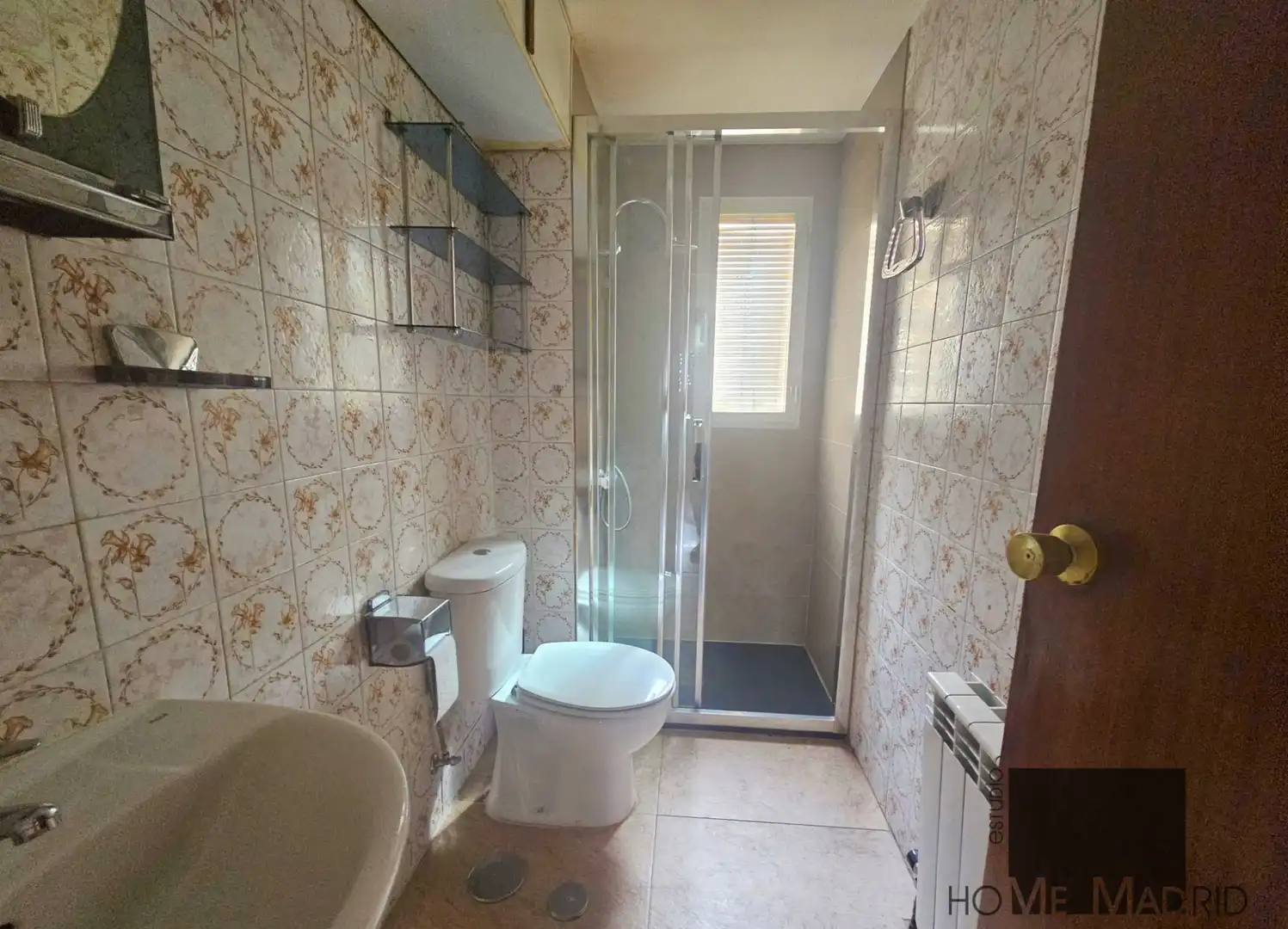 Bathroom of Flat for sale in Madrid  with Heating