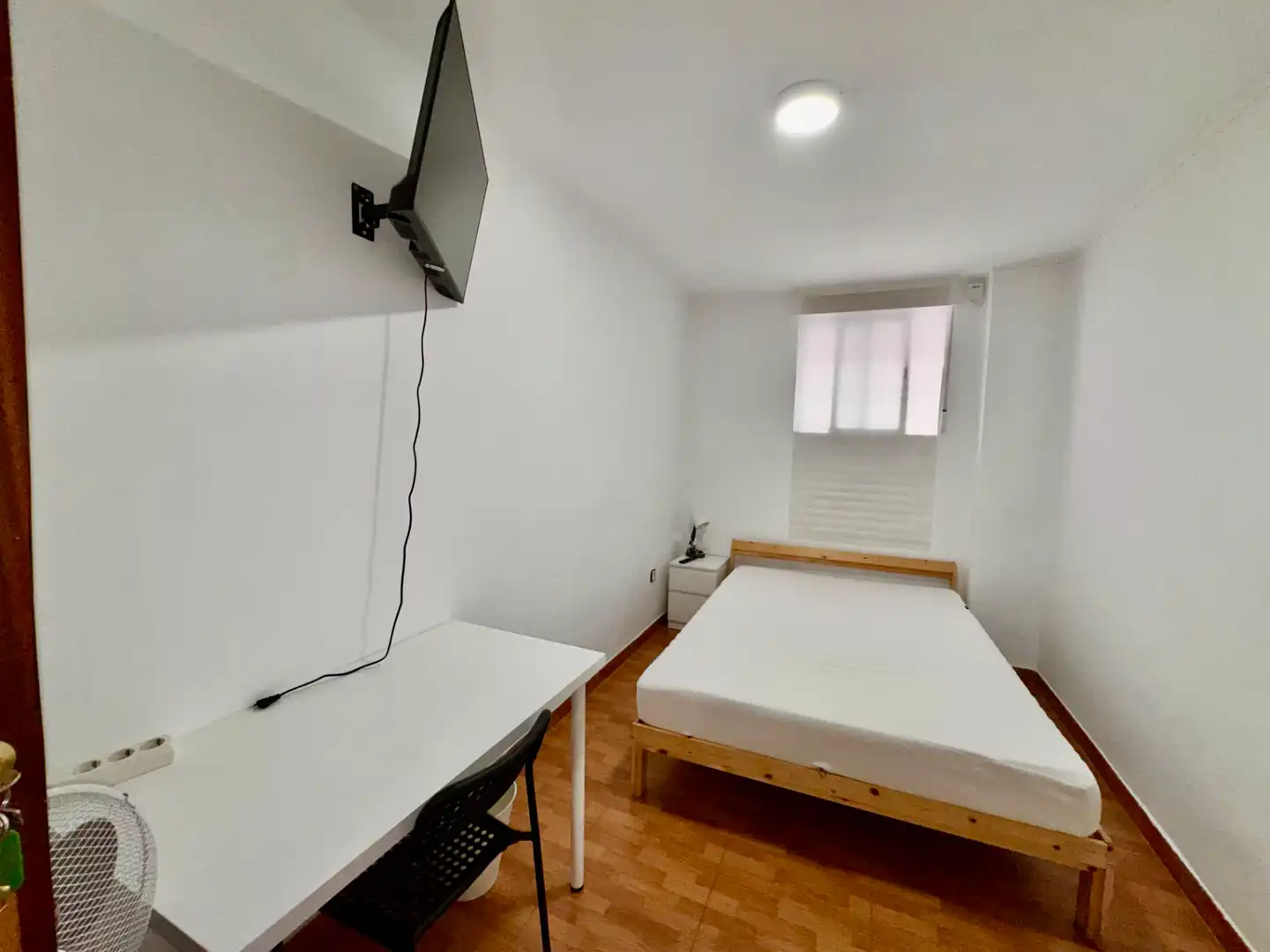 Dormitori de Pis en venda en Madrid amb Jardí privat, Traster i Moblat
