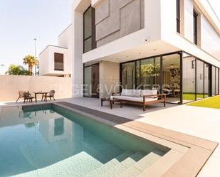 Swimming pool of House or chalet for sale in Castellón de la Plana / Castelló de la Plana  with Air Conditioner, Heating and Private garden
