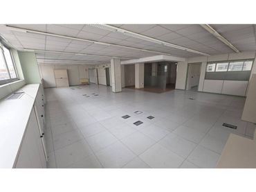 Oficina amb ascensor de lloguer a Calle Navas de Tolosa