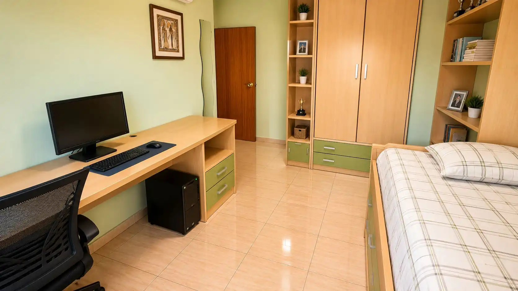 Habitación de Casa adosada en venta en Santa Perpètua de Mogoda con Aire acondicionado, Calefacción y Jardín privado