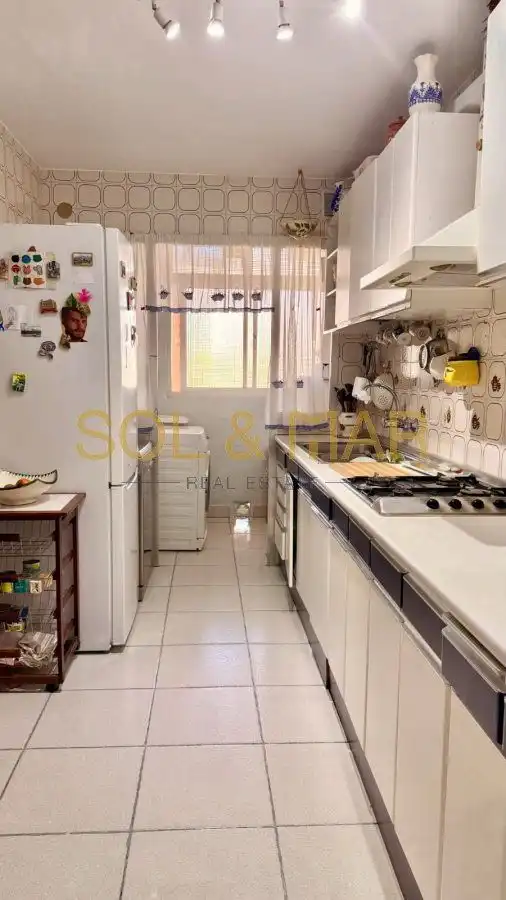 Küche von Wohnung zum Verkauf in Benalmádena mit Klimaanlage, Heizung und Terrasse
