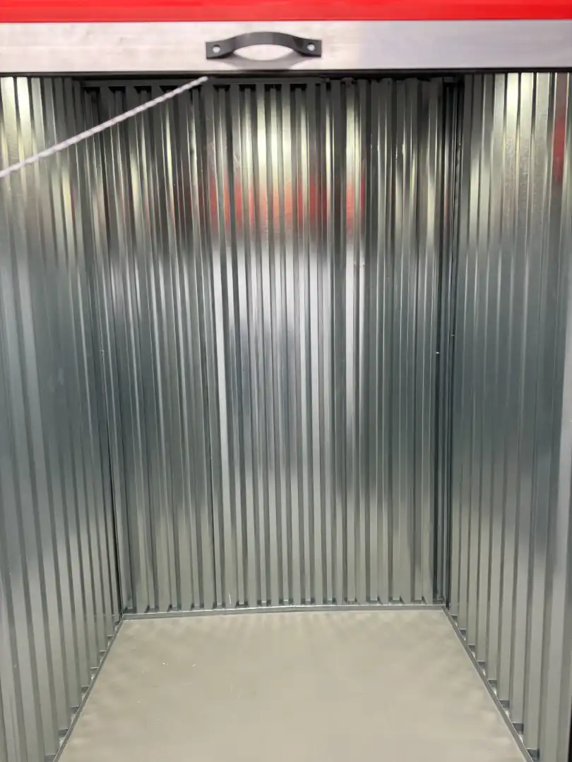 Exterior view of Storage room for sale in Madrid