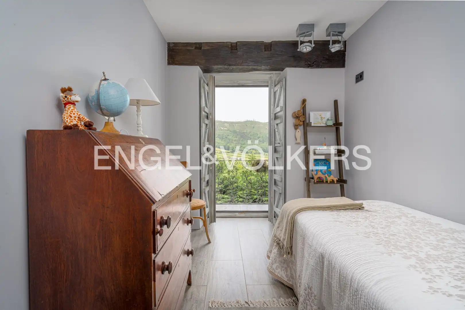 Habitación de Casa o chalet en venta en Cangas de Onís con Calefacción, Jardín privado y Terraza