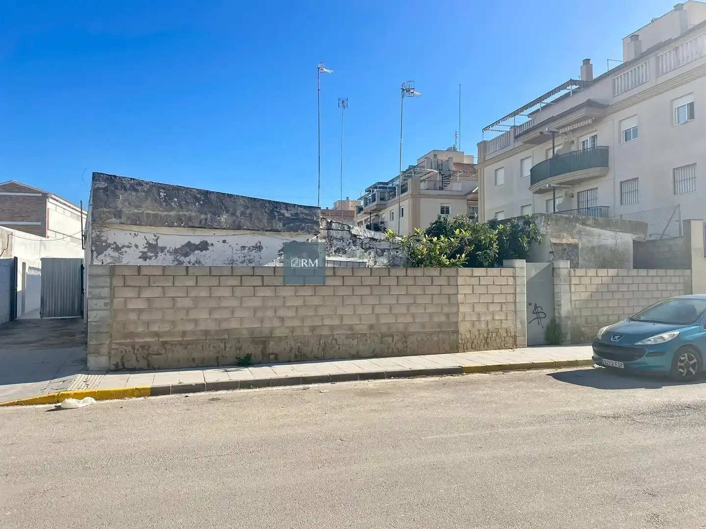 Vista exterior de Casa o xalet en venda en Sanlúcar de Barrameda amb Jardí privat i Terrassa