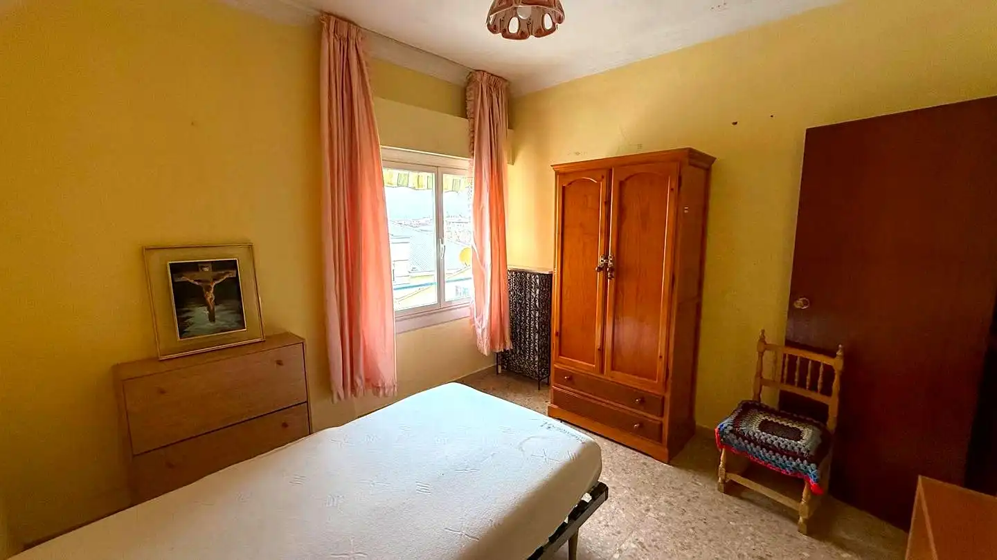 Bedroom of Flat for sale in  Logroño  with Heating and Balcony