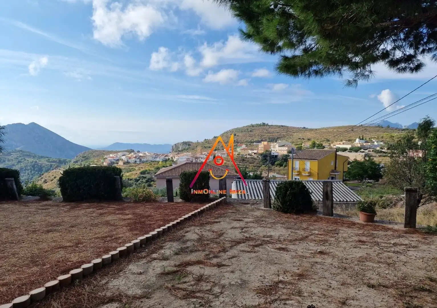 Vista exterior de Casa o chalet de alquiler en Tàrbena con Jardín privado, Terraza y Amueblado