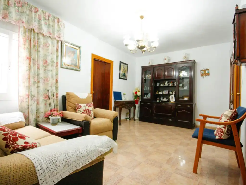 Flat for sale in Calle Matadero, Coín