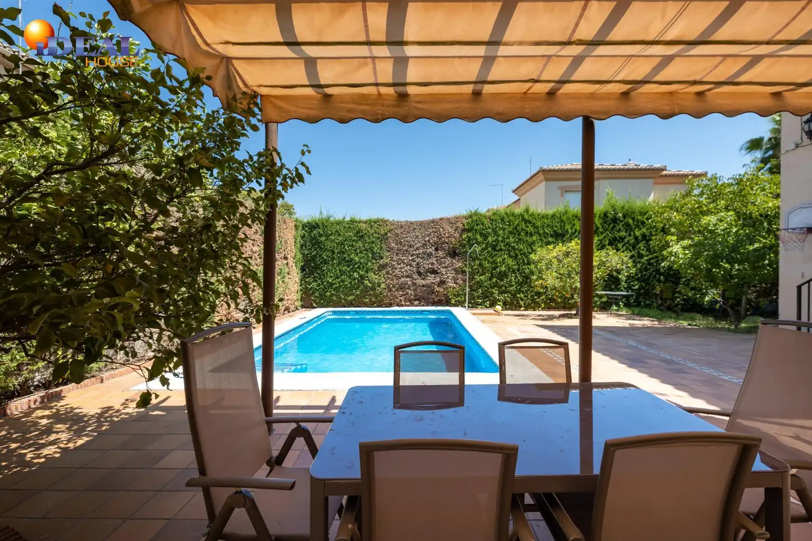 Maison jumelée avec piscine à vendre à CISNE (VENT)