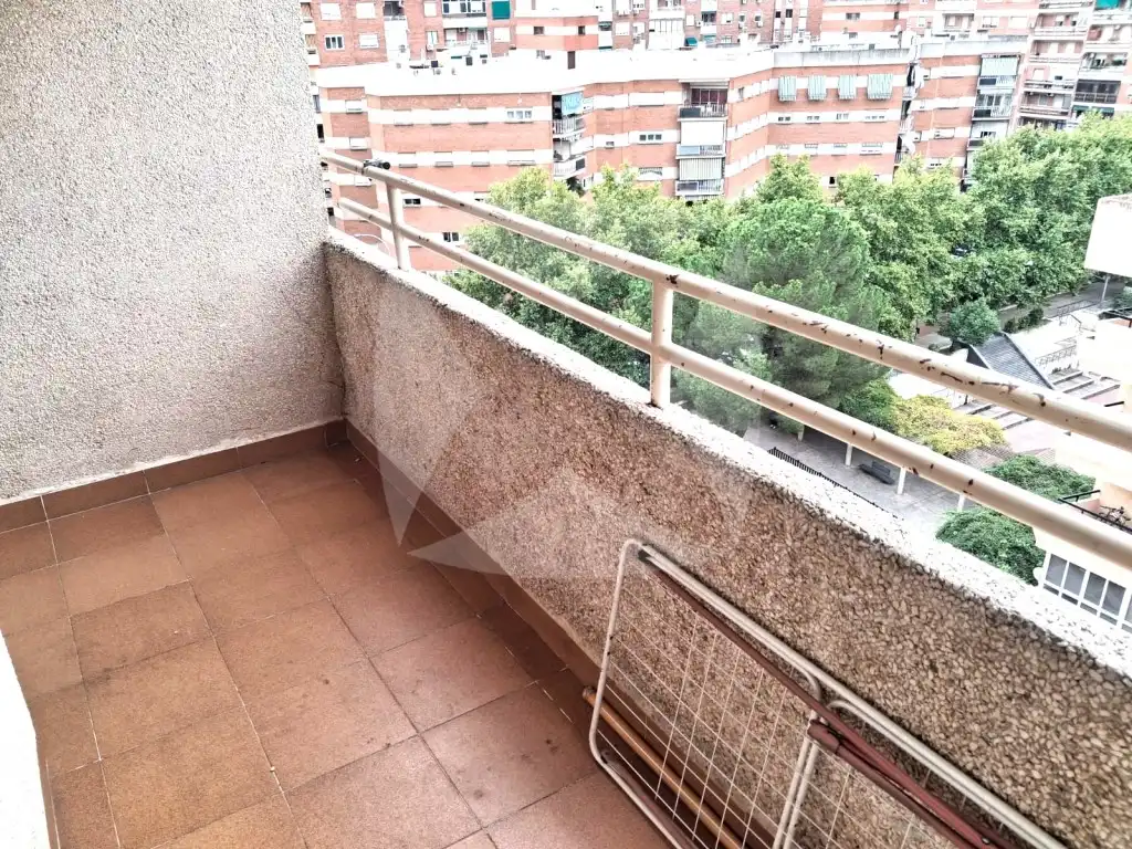 Pis de lloguer a Calle Manuel Saavedra Palmeiro, Santa Marina