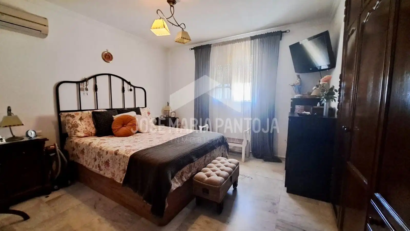Houses for sale in Jerez de la Frontera  with Air Conditioner, Heating and Private garden