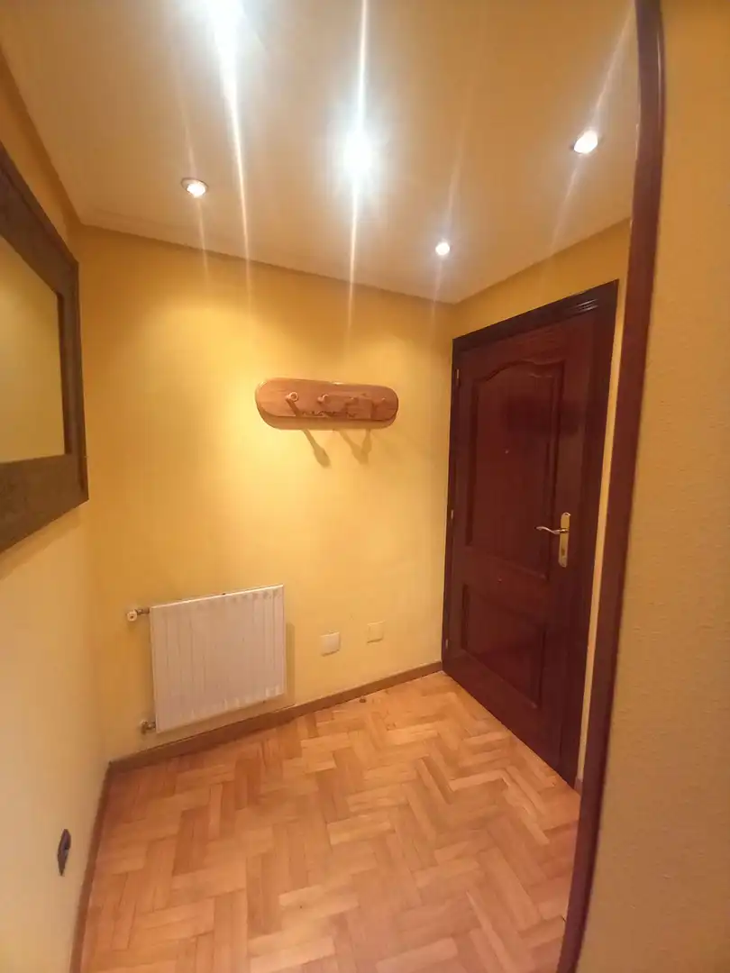 Flat for sale in Avenida del Llano, Llano