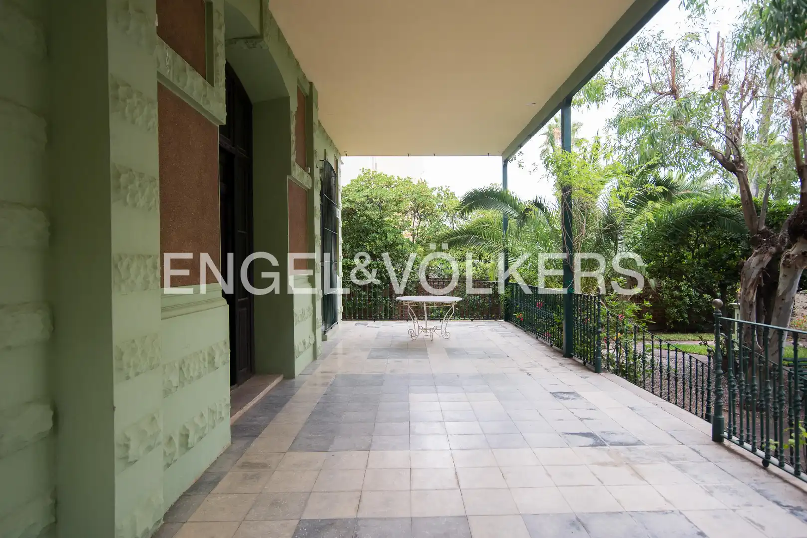 Terrassa de Casa o xalet en venda en Benicasim / Benicàssim amb Calefacció, Jardí privat i Terrassa