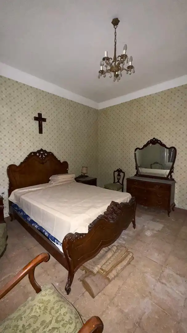 Dormitori de Casa o xalet en venda en Flix amb Jardí privat