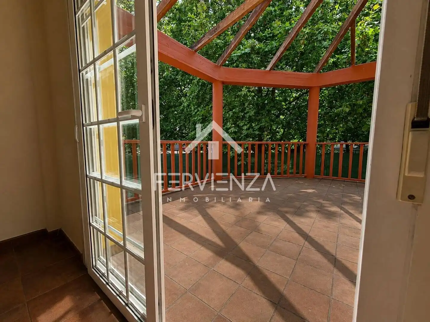 Terrassa de Casa adosada en venda en Castrillón