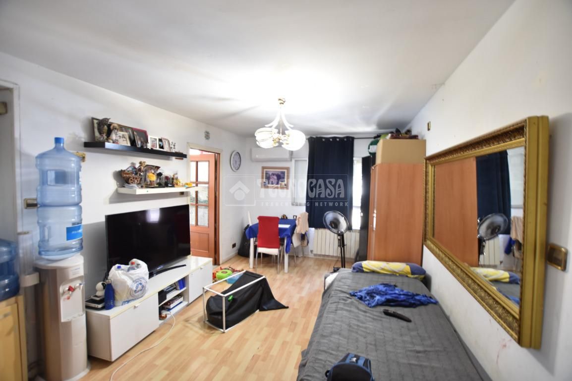 Flat for sale in Fontarrón, Moratalaz
