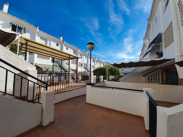 Piso en Alquiler en Calle Curro Cúchares, 25B en La Cruz