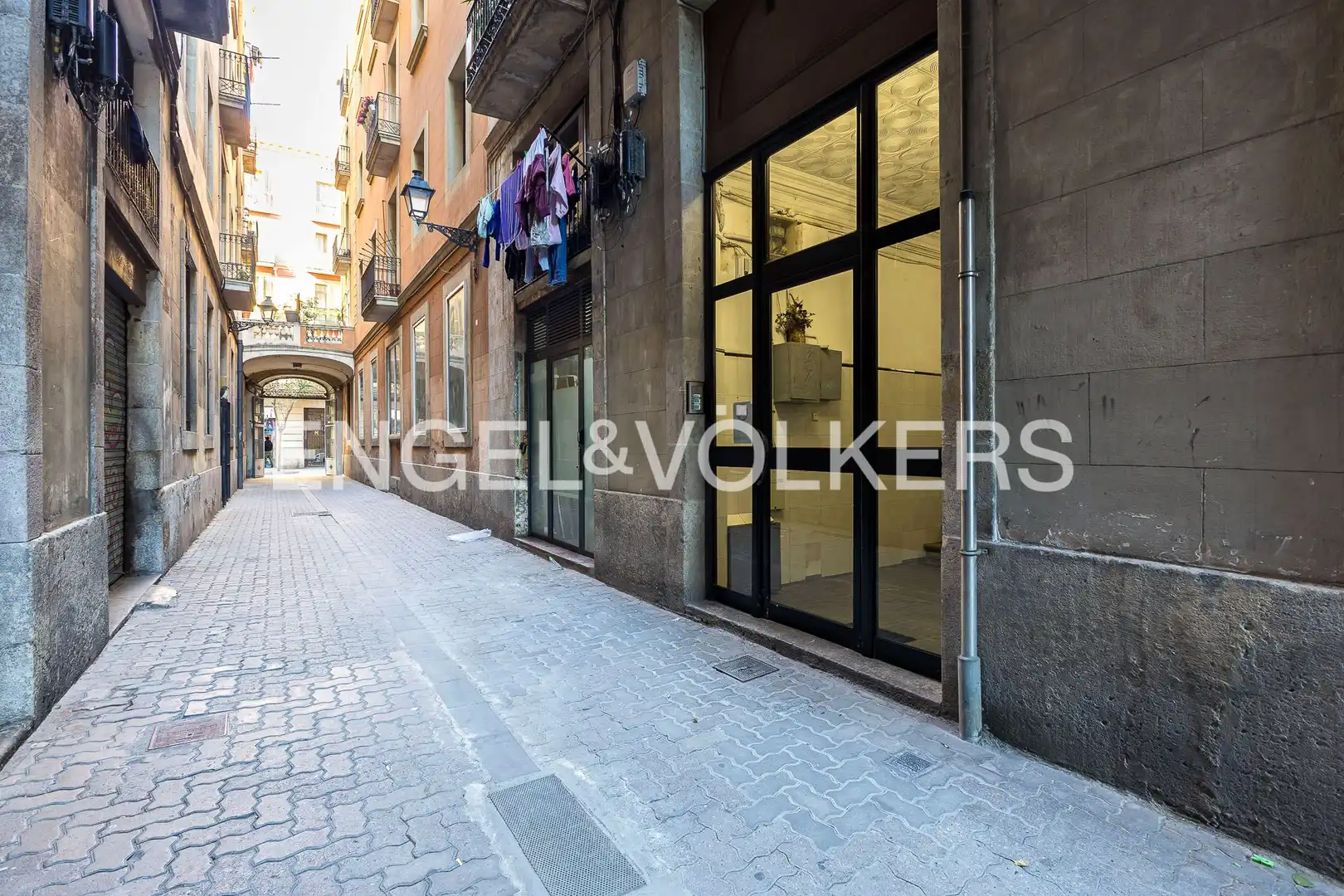 Vista exterior de Piso en venta en Barcelona con Aire acondicionado, Calefacción y Amueblado