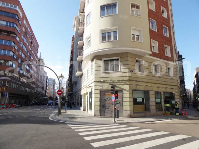 Local comercial en Alquiler en Campo Grande