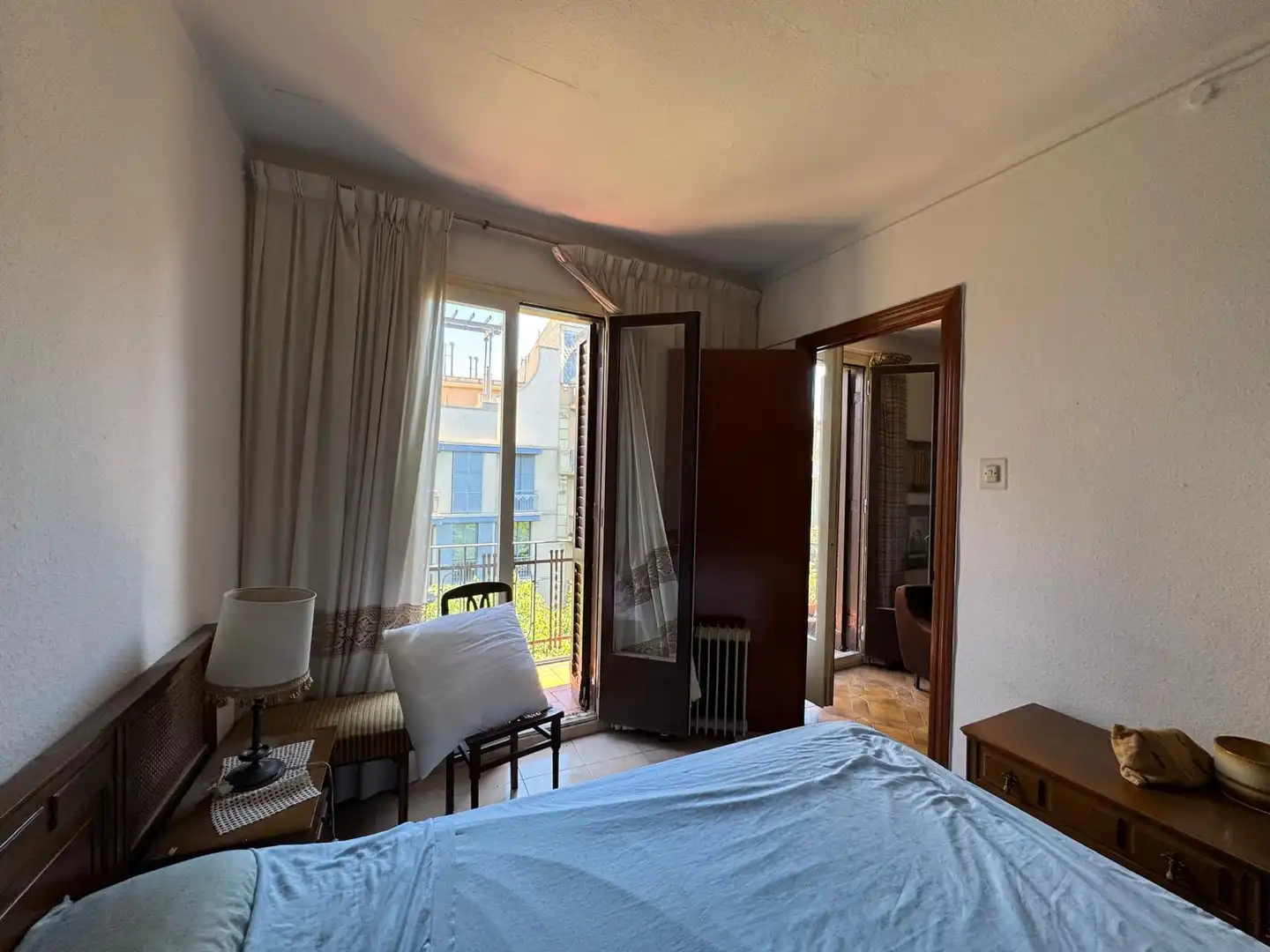 Habitación de Piso en venta en Barcelona con Parquet, Amueblado y Horno