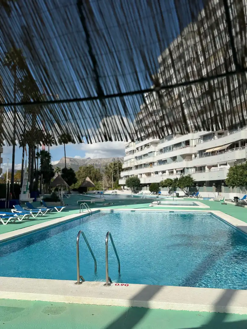 Piscina de Apartamento de alquiler en Calpe / Calp con Aire acondicionado, Lavadora y Microondas