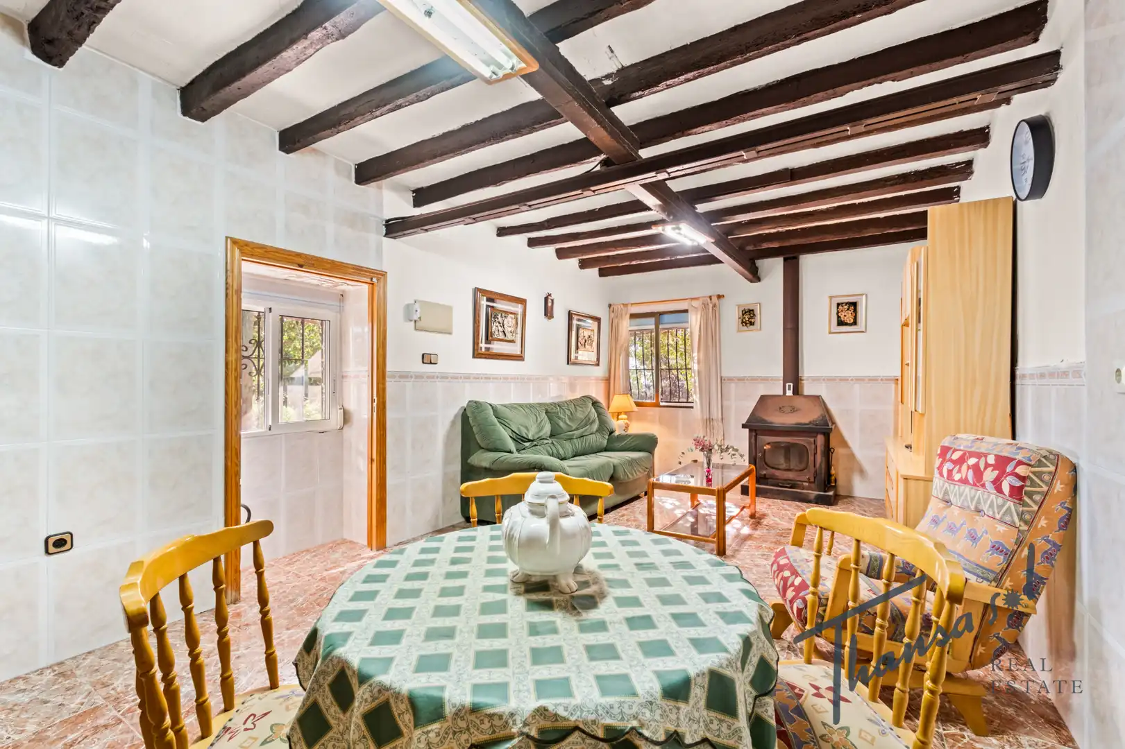 Sala d'estar de Casa adosada en venda en Alicante / Alacant amb Aire condicionat, Jardí privat i Terrassa