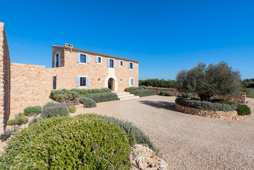 Casa rústica con piscina en venta en Ses Salines Poble, imagen 5