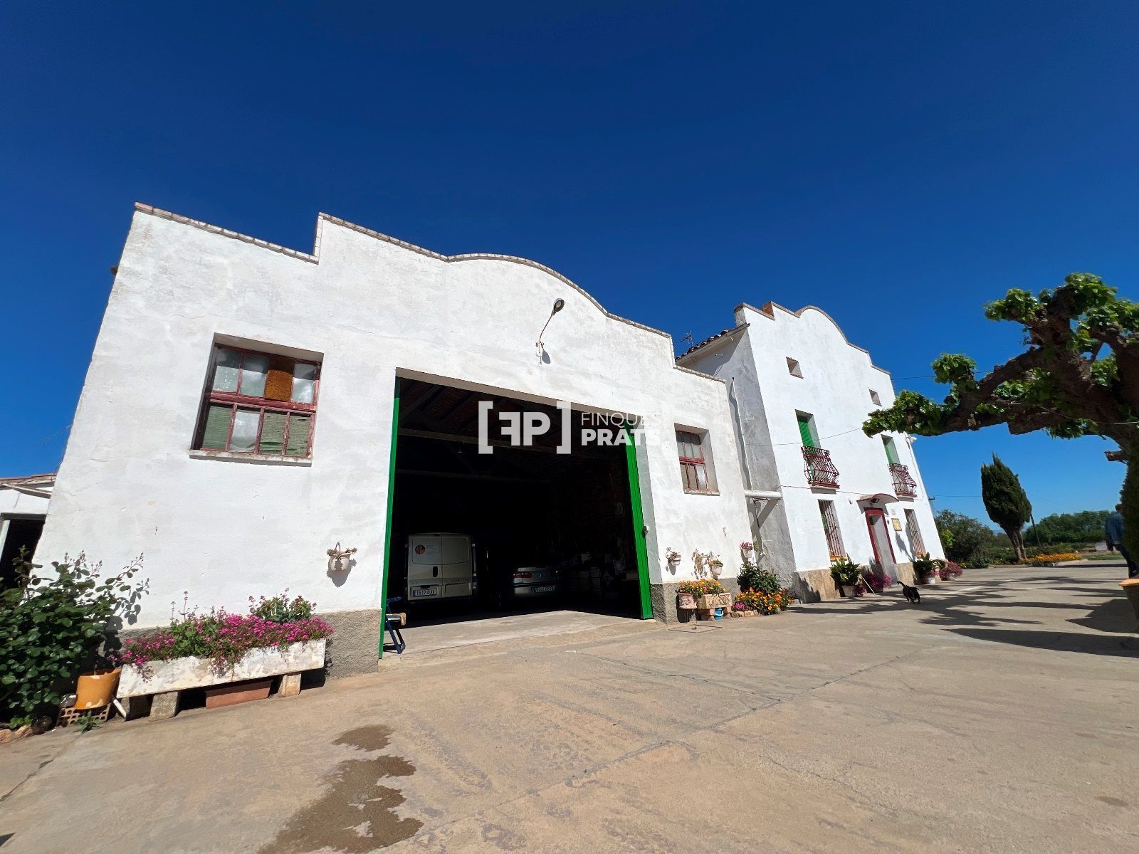 Exterior view of House or chalet for sale in  Lleida Capital  with Heating, Swimming Pool and Furnished