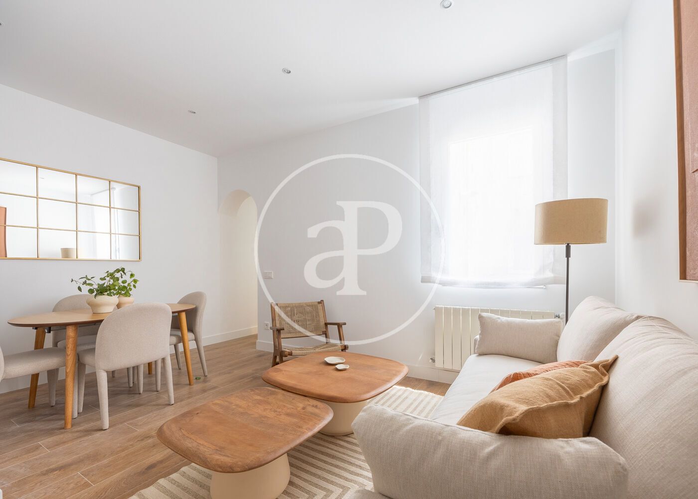 Sala de estar de Piso en venta en  Madrid Capital con Aire acondicionado, Calefacción y Amueblado