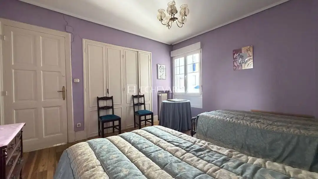 Habitación de Piso en venta en Getxo  con Calefacción, Trastero y Balcón