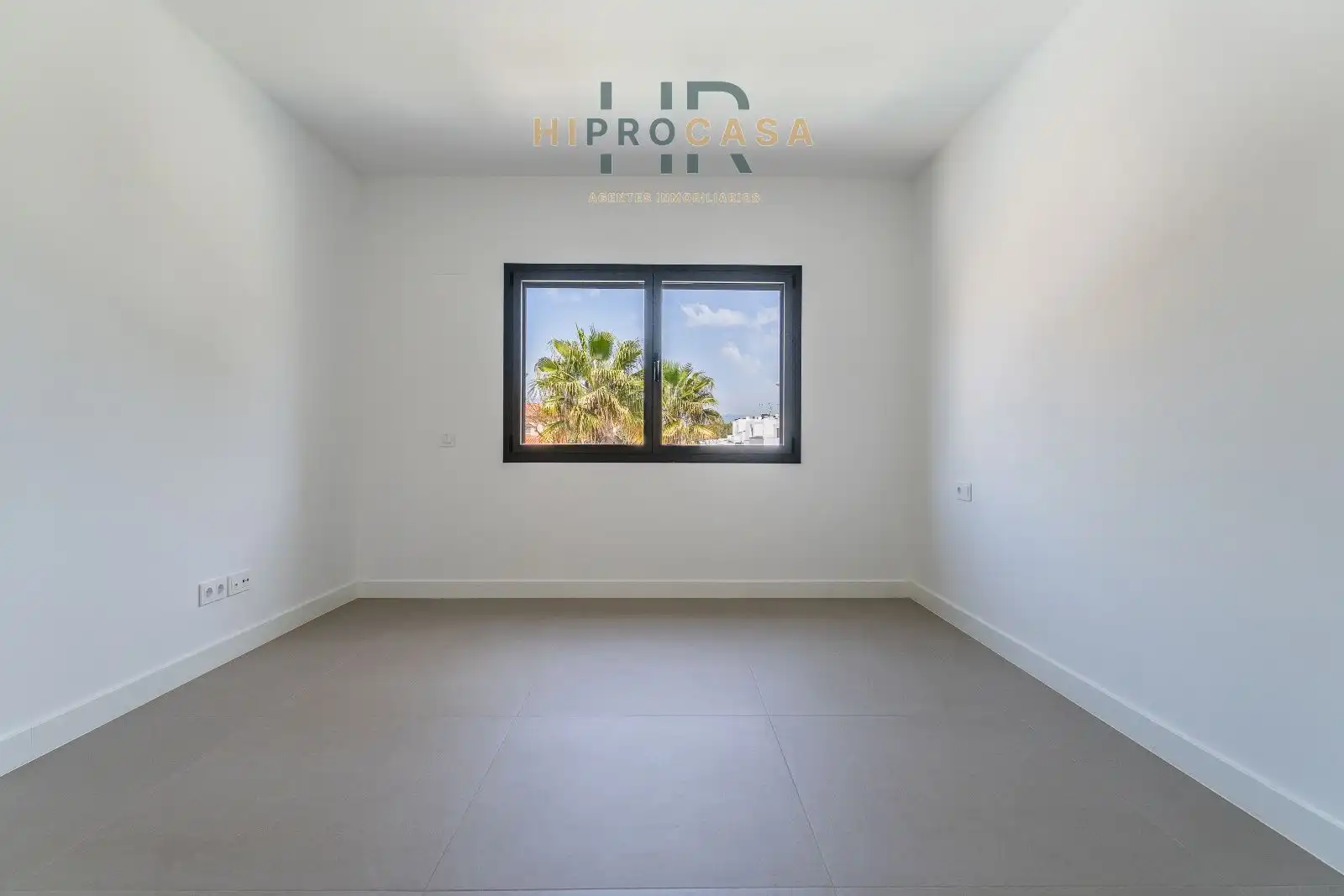 Bedroom of Detached homes for sale in Cambrils  with Air Conditioner, Heating and Private garden